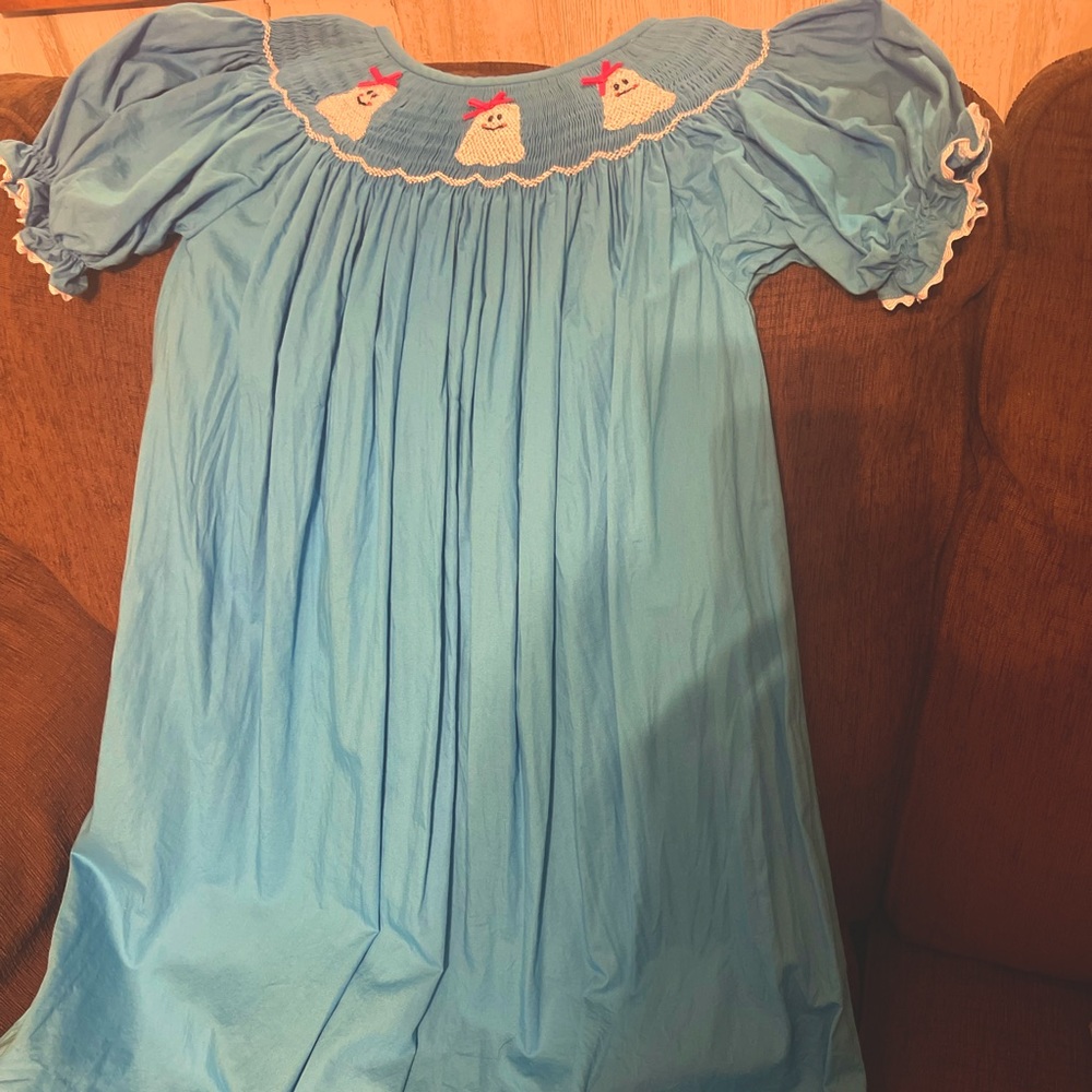 Girls smocked dress